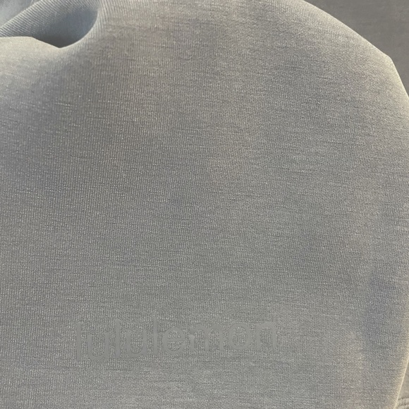 Lululemon NWOT cropped sweatshirt - Picture 4 of 5